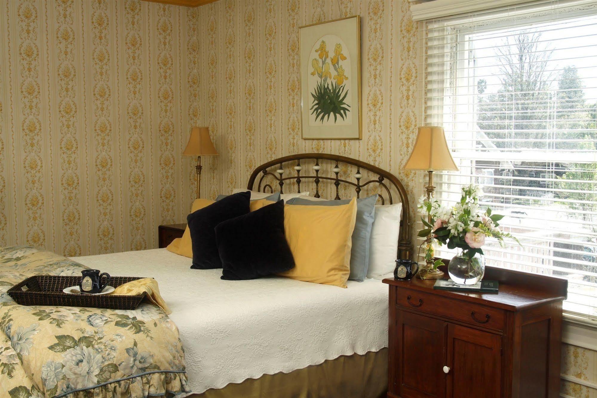 Beazley House Apartment Напа Екстериор снимка